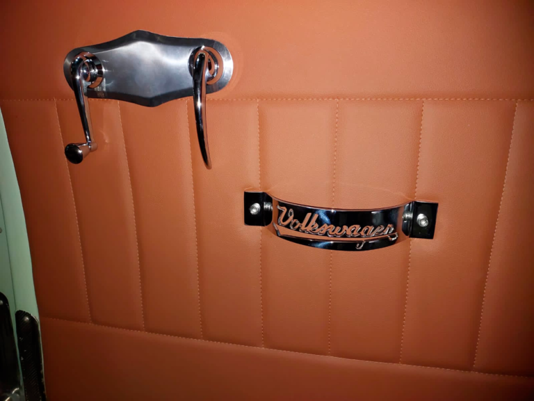 interior de porta de Fusca restaurada